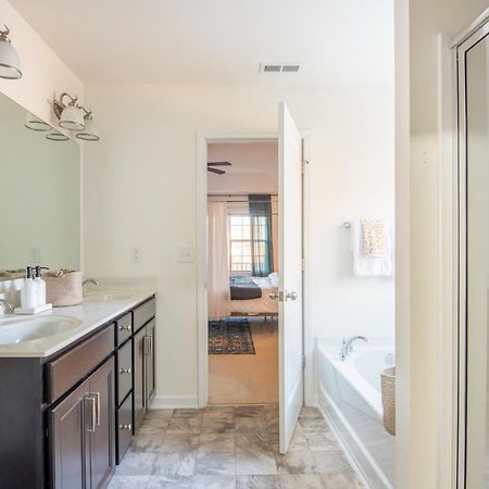 Near Clt Airport - 4Bd - Backyard - Balcony Vila Charlotte Exterior foto